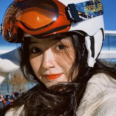 塞维利亚理发师历险记封面
